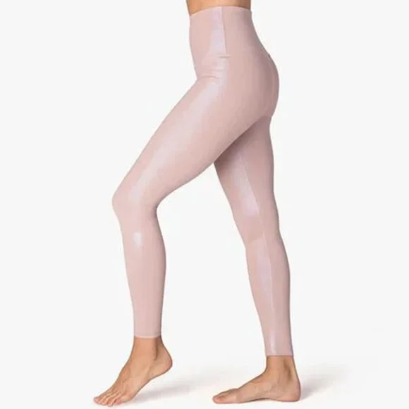 Beyond Yoga Pearlized High Waisted Midi Legging Brazen Blush Rose Shinny medium - Picture 5 of 8
